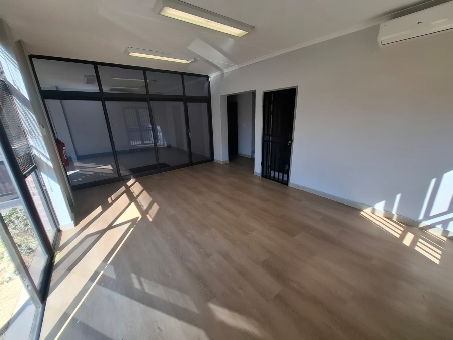 To Let Commercial Property for Rent in Stikland Industrial Western Cape